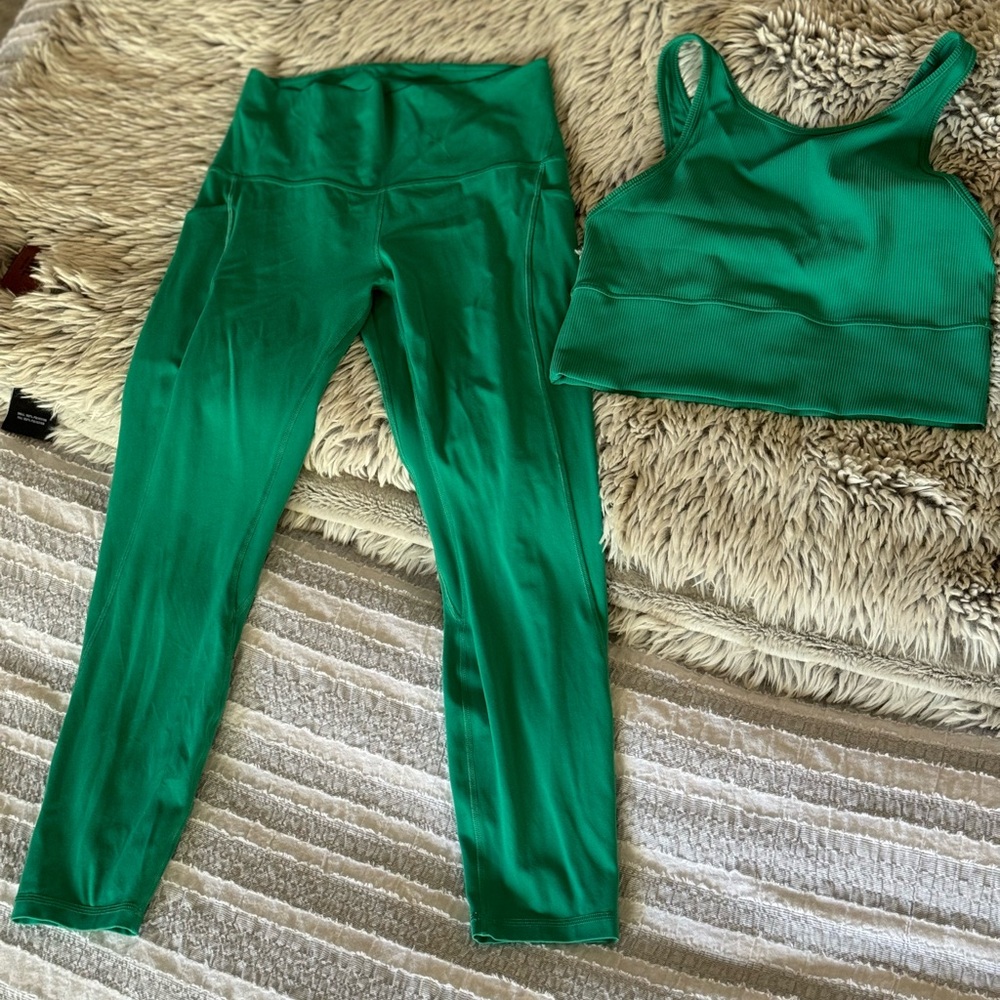 Lululemon bundle , high raise align leggings, crop top